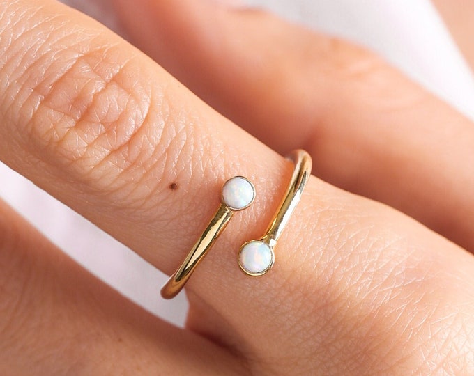 Dainty Gemstone Ring , Lab Opal Ring  , Moonstone Ring , Opal Ring , Gold Crystal Ring , Promise Ring , Valentines Day Gift , Gift for her