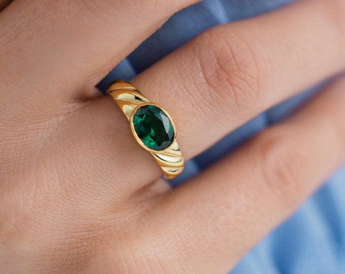 14k gold Emerald Ring , Emerald Engagement Ring For Women, Anniversary Gift, Promise Ring, Ring for women, Engagement Ring, Mothers day gift