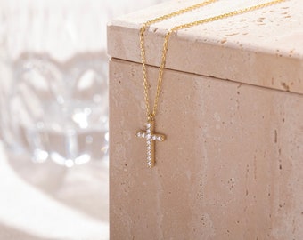 Cross Necklace, Dainty Cross Necklace, Minimalist Necklace, Christian Gifts ideas, Baptism necklace, Mothers Day Gift , Necklace for mom