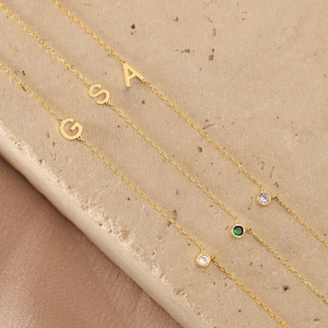 Collar de piedra de nacimiento inicial, collar personalizado, collar de letras, collar de piedra de nacimiento de los niños, piedra de nacimiento de la familia, regalo para ella