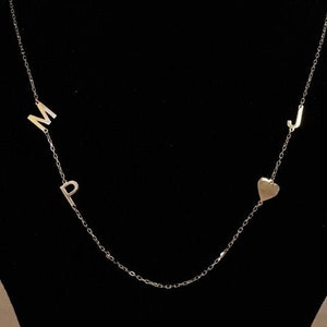 Collar inicial, collar de nombre personalizado, collar de letras, collar de nombre de oro, regalos de esposa, regalos para mamá, regalo de mamás, regalo de cumpleaños
