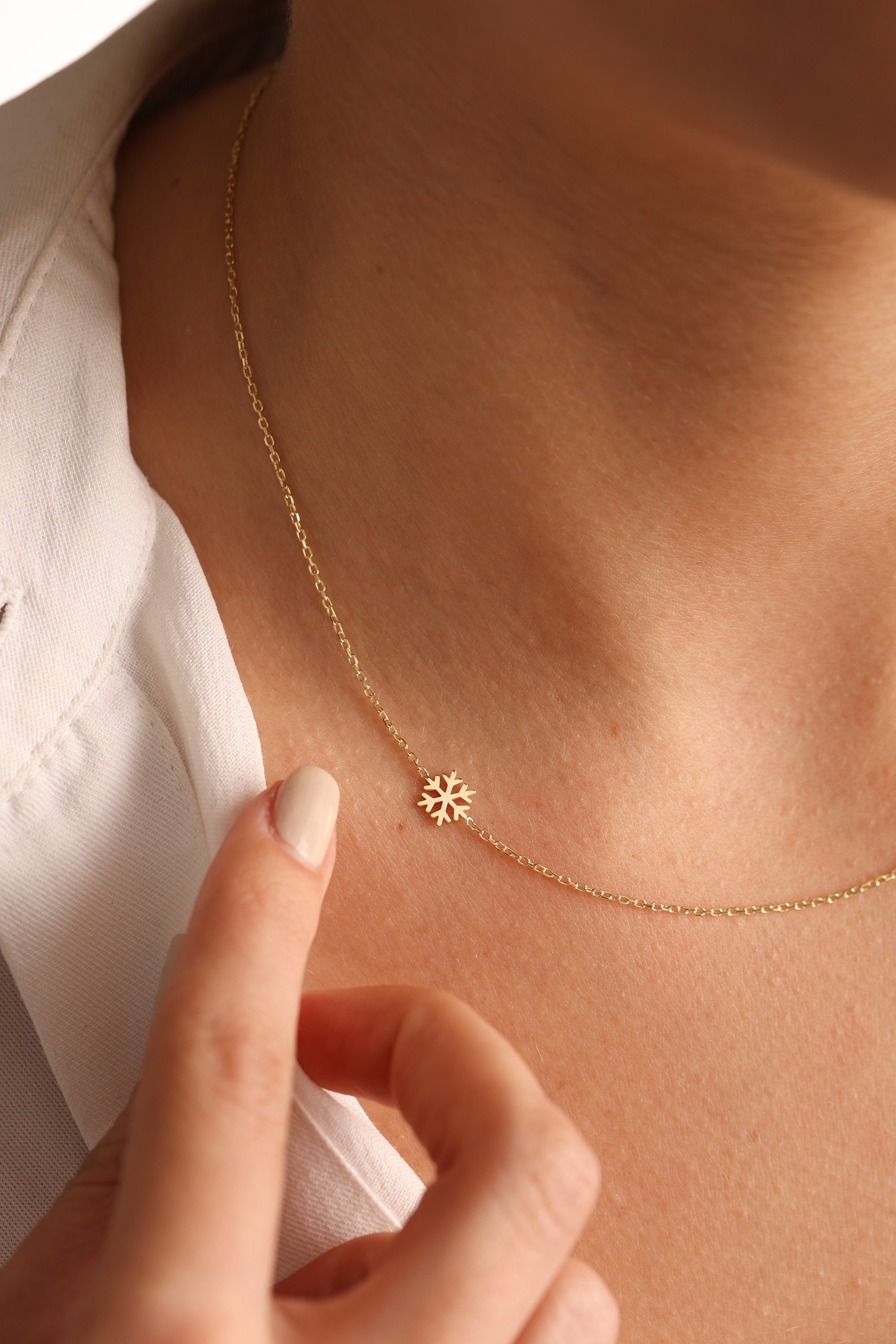 Merry Christmas Mom Sterling Silver Snowflake Necklace