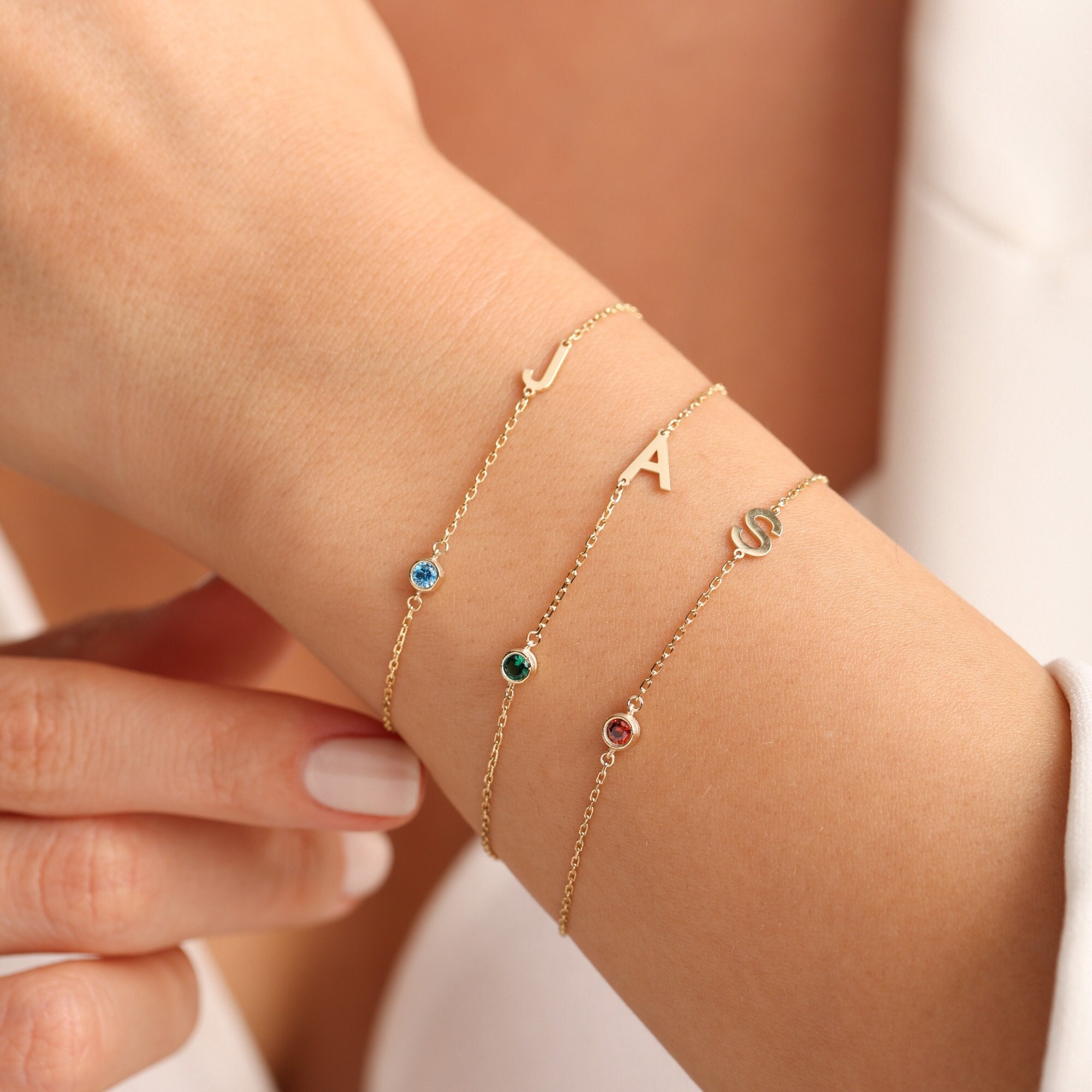 Personalized Classic 1 Letter & 1 Birthstone Bracelet in 14k Gold