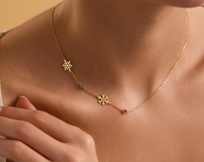 Snowflake Necklace, Personalized Christmas Family Necklace, Birthstones Necklace, Personalized Jewelry, Christmas Gift, Gift For Mom
