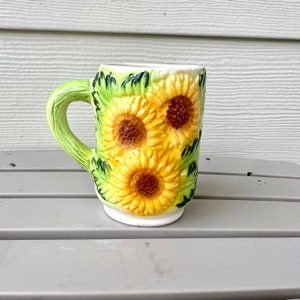 Sunflower Coffee Mug, Vintage Ceramic Majolica Yellow Floral 16 Ounce Hand Painted Cheerful Kitchen Decor