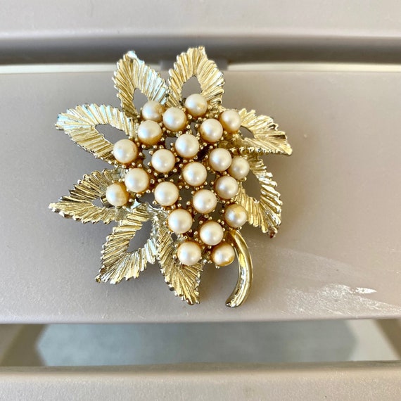 B.S.K. Faux Pearl Floral Brooch, Vintage Gold Met… - image 1