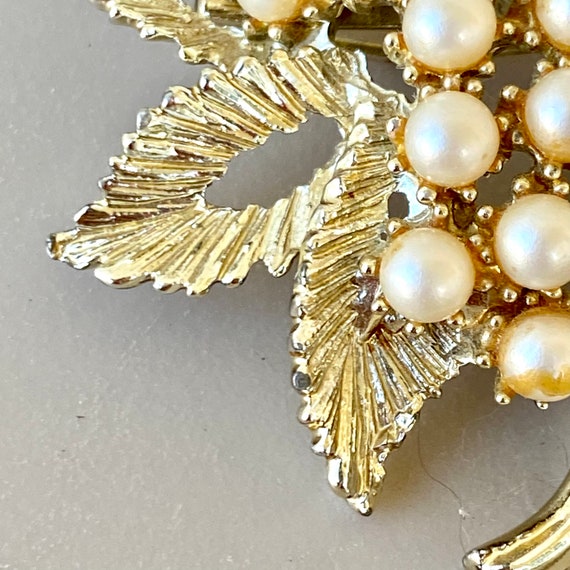 B.S.K. Faux Pearl Floral Brooch, Vintage Gold Met… - image 10