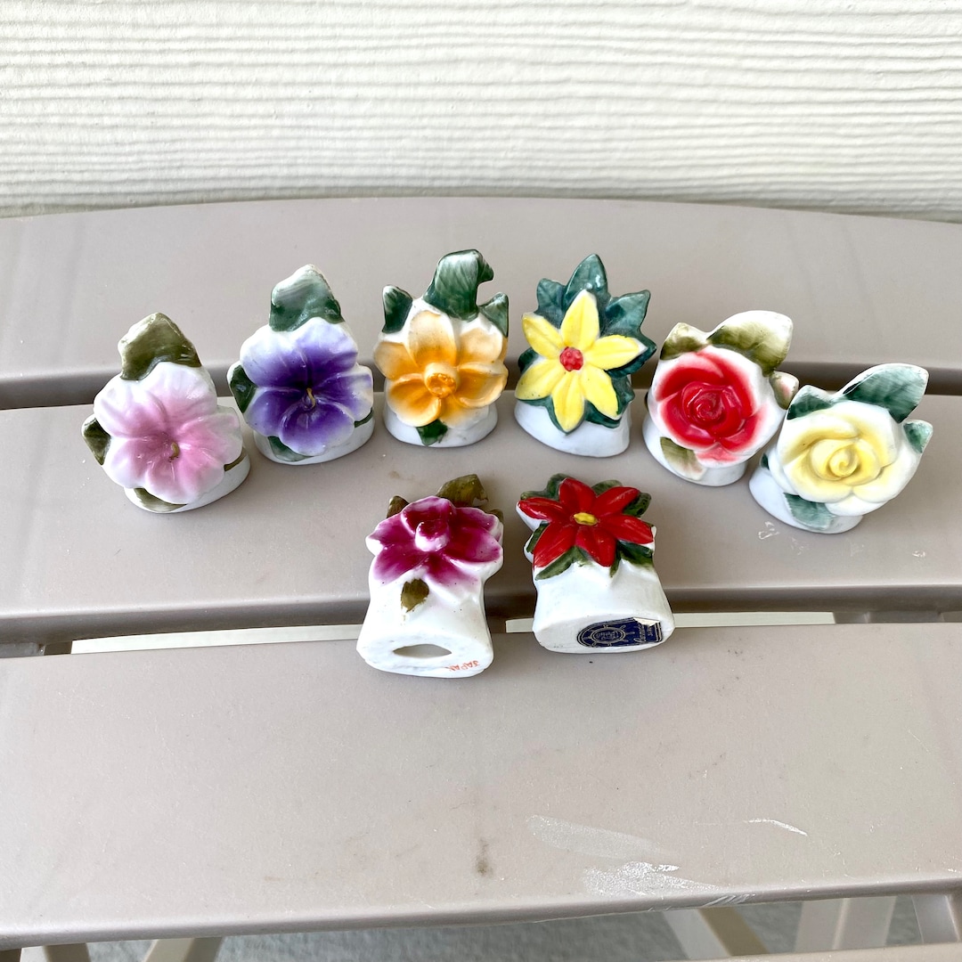 8 Flower Place Card Holders, 1950s Vintage Ceramic Hand Painted