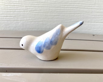 Vintage Ceramic Bird Beads Great to for making necklaces charm bracelets or enhancements to bookmarks and cards. Vintage Ceramic Bird Beads Great to for making necklaces charm bracelets or enhancements to bookmarks and cards.