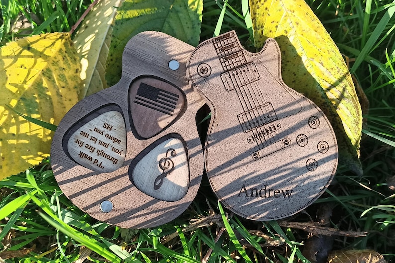 Personalized guitar pick with case for Valentines day, Gift for Dad, Wooden guitar pick, Personalized pick, Gifts for him, Guitar pick image 5