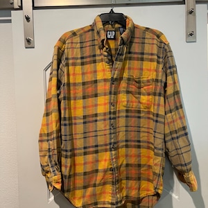 Vintage GAP mustard Yellow Plaid Long-Sleeve Button-Down flannel Shirt.