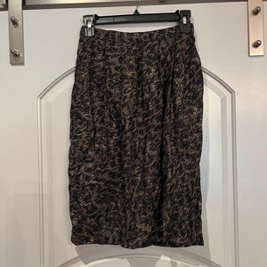 Vintage Toto n Ko abstract leopard print pleated waistband pencil skirt. NWOT!