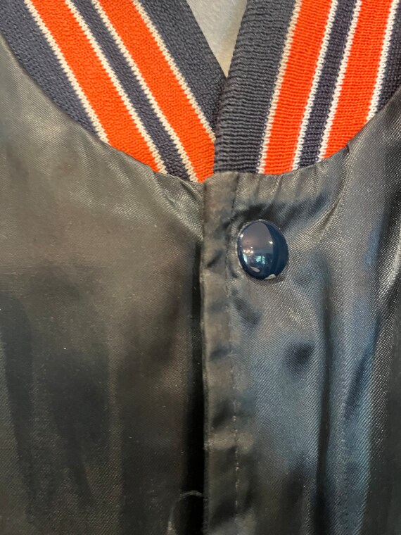 Vintage navy blue satin with orange accents snap … - image 3