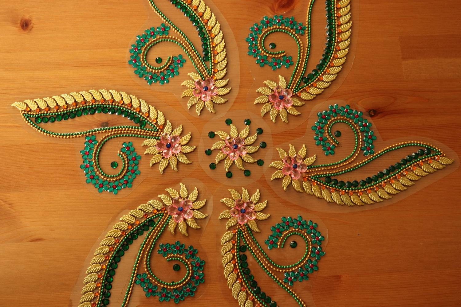 Reusable Acrylic Rangoli For Diwali Decor - Round Floor Sticker, Red & Green, Traditional Indian Festival Decoration (Size 14) - View #4