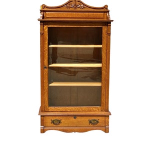Antique Victorian Tiger Oak Single Door Bookcase / China Cabinet With Glass Door