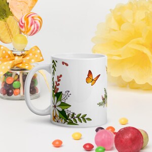 Butterflies & Flowers Nature Mug – Elegant Floral Design with Butterfly Accents, Perfect Gift for Nature Lovers, Colorful and Cottagecore