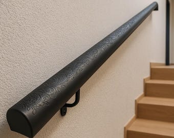 Pasamanos de hierro forjado a medida: textura de madera, barandilla de escalera rústica moderna