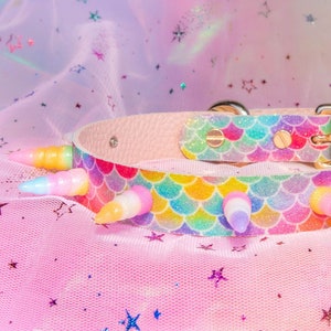 Gargantilla y collar con pinchos de colores arcoíris kawaii imagen 1