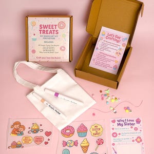 Caixa de presente Rakhi DIY Arendelle para irmãs – Edição de guloseimas | Kit de bolsa decorativa, pulseira DIY com pingente de doces, cartão para irmã