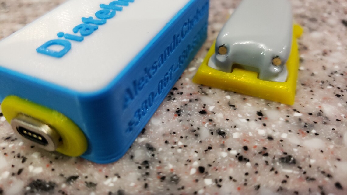 dexcom-g5-rechargeable-battery-transmitter-magnetic-device-etsy