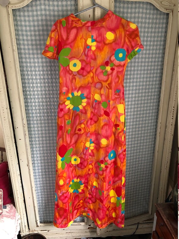 Vintage 1960s 1970s Dynasty Hong Kong multi colour