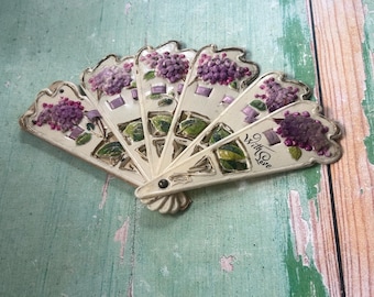 Vintage antieke Raphael Tuck onder de indruk celluloid fan kerstkaart pluche bloesem en lint zeldzaam