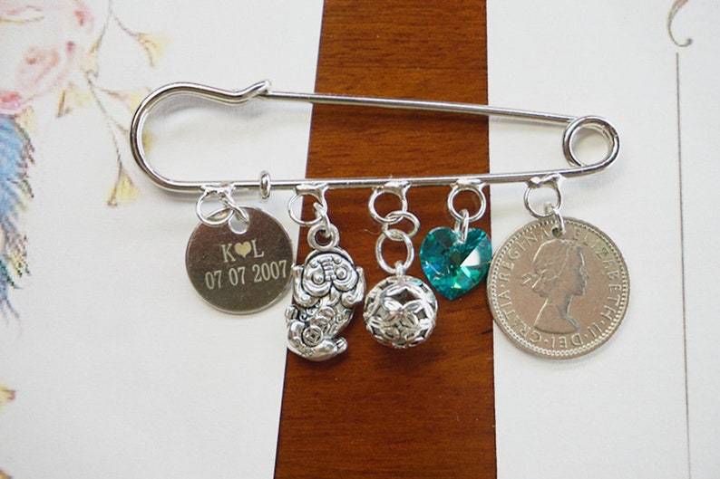 Bridal pin,wedding pin,blue charm,personalized new charm choice:old,new,borrowed,blue,bride to be gift,Bridal Gift\uff0cBride\uff0cSouvenir pin