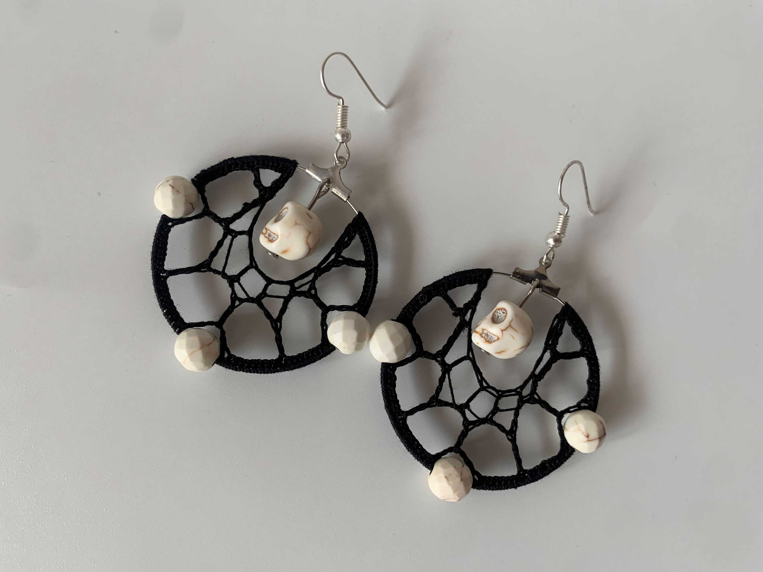 Handmade Skull Earrings, Cotton Lace Goth Earrings, Spider Web Halloween Earrings, Howlite Beaded Witchy Jewelry, Black Crochet Earrings - Thumbnail 2