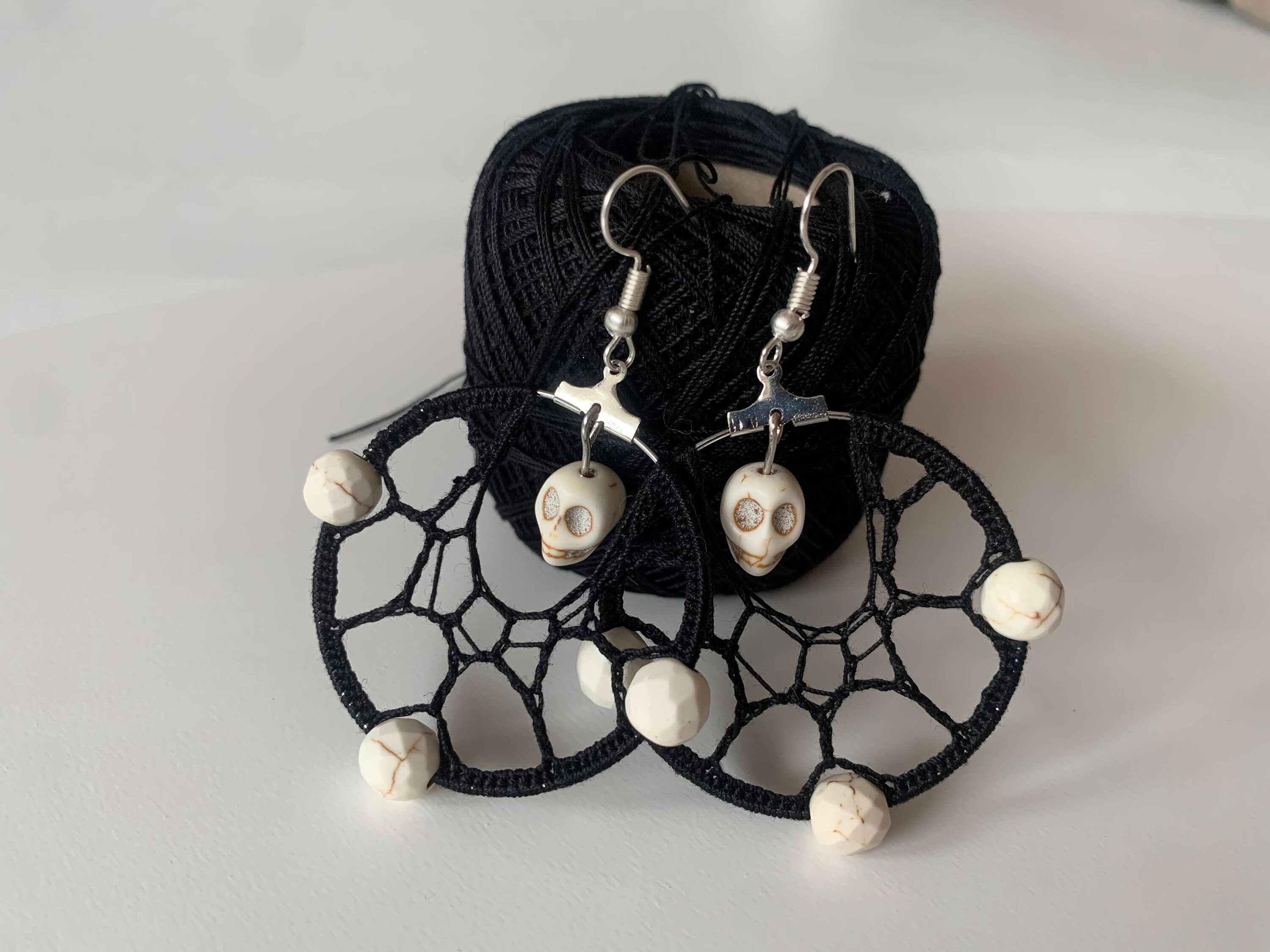 Handmade Skull Earrings, Cotton Lace Goth Earrings, Spider Web Halloween Earrings, Howlite Beaded Witchy Jewelry, Black Crochet Earrings - Thumbnail 3