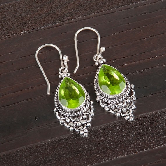 Orecchini Pendenti A Cuore In Argento 925 Con Peridoto Viola – Lunghezza 3,7 Cm – Anallergici