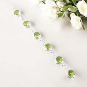 Peridot Gemstone Pretty Unique Silver Bracelet, 925 Sterling Silver Handmade Bracelet, August Birthstone Gift, Women Bracelet, Gift For Mom