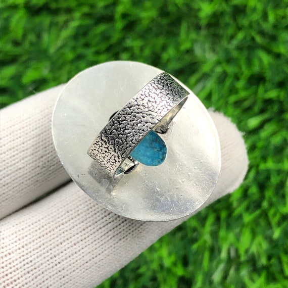 Tibetan Turquoise Ring  925 Sterling Silver  Whimsical Swirl Setting  Size 7