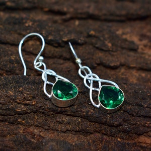 Green Emerald Silver Earrings, 925 Sterling Silver Drop Earring, Handmade Gemstone Jewelry, Emerald Heart Shape Earring, Women's Gift