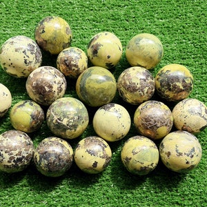 Lot 20 pc Serpentine with Pyrite sphere*