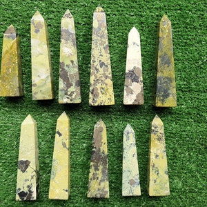 Lot 11 pc Serpentine with Pyrite tower**