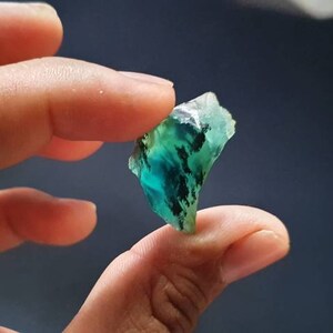 25 ct High grade Peruvian blue opal rough with dentrite
