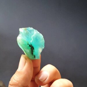 45 ct High grade Peruvian blue opal rough*
