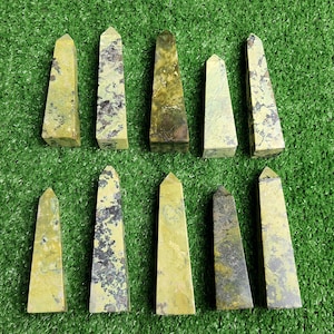 Lot 10 pc Serpentine with Pyrite tower****