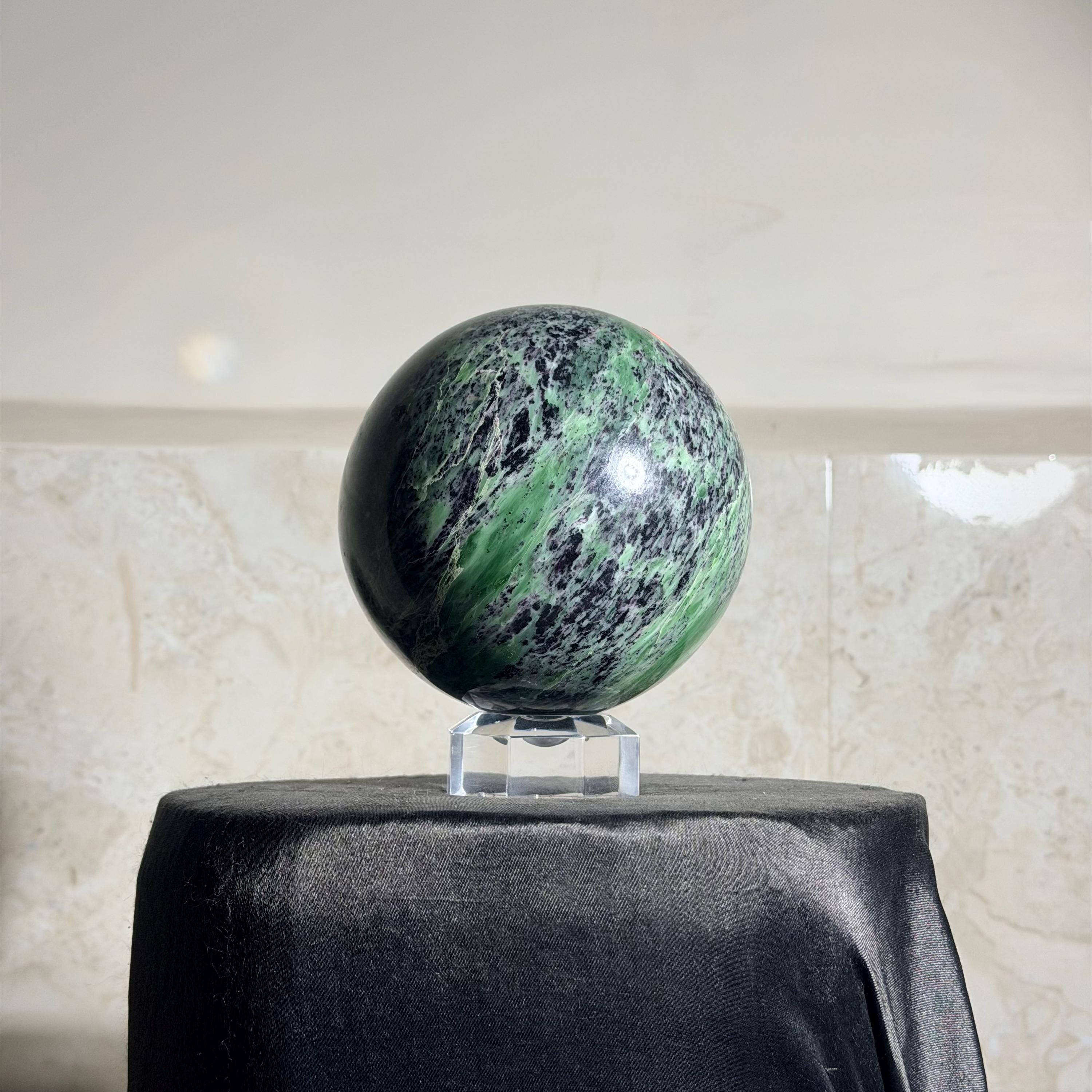 Kammererite Sphere