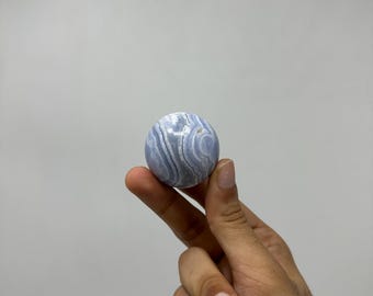 ナミビア産ブルーレースアゲートスフィア｜穏やかなコミュニケーション