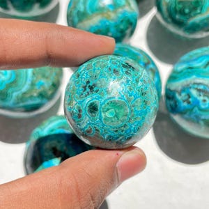 35–40mm | Chrysocolla Malachite Sphere - Ocean Blue & Green Banded