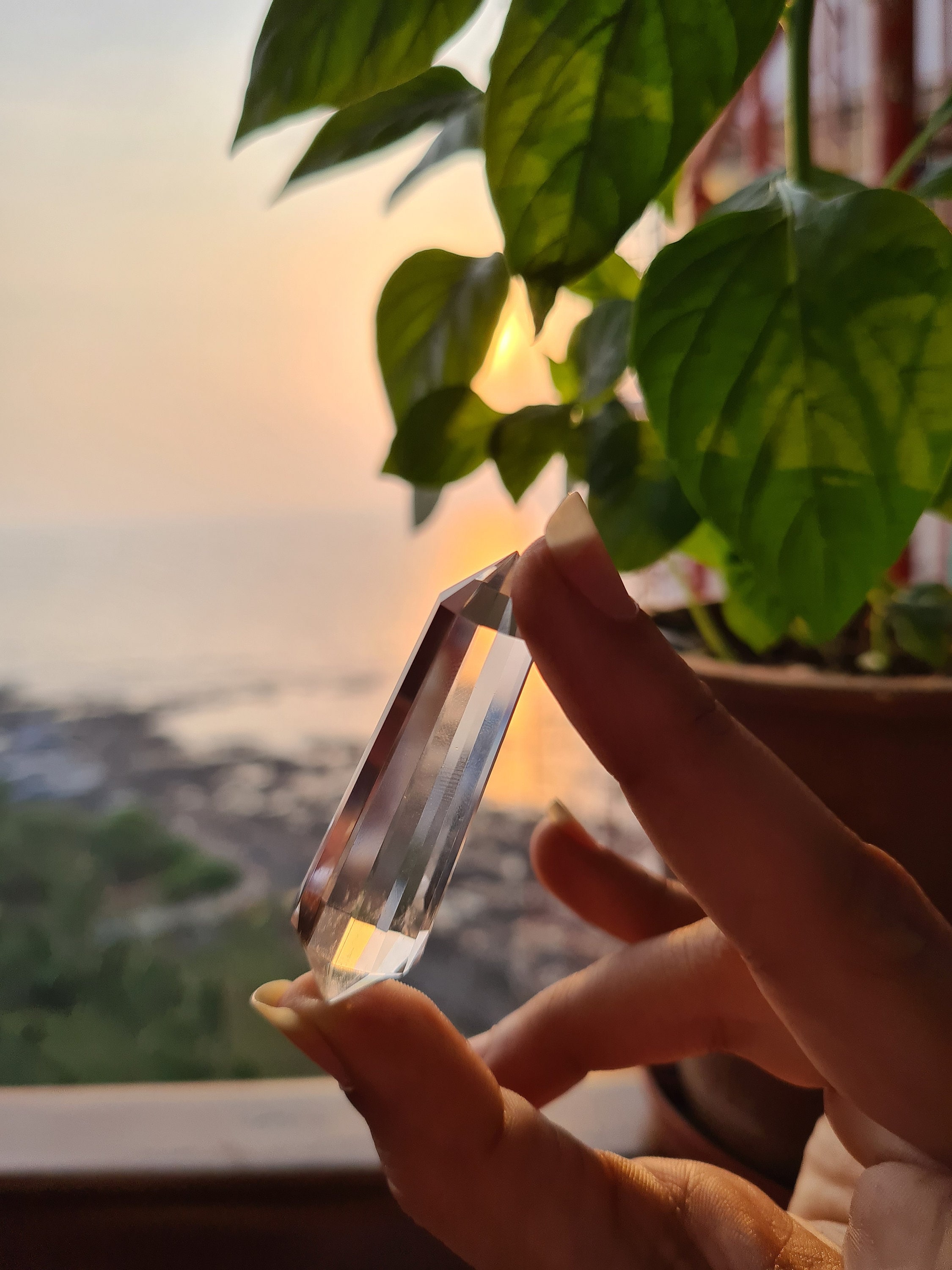 Clear Quartz Crystal Vogel Point Wand, Meditation Tool (2-2.5 inch)