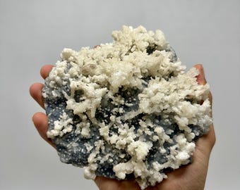 Botryoidal Chalcedony with Druzy Quartz – Blue-Grey Mineral Specimen (768g)