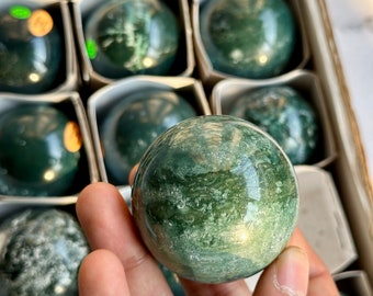 ¡VUELVE A TOMAR LAS FOTOS! Esfera de ágata musgosa natural: decoración curativa de cristal drusa verde (3,8 cm)