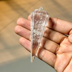 Péndulo fantasma de cuarzo del Himalaya XL: herramienta de radiestesia de cristal para Reiki.