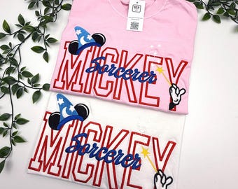 Micky Zauberer Fantasmi c - Freizeitpark BTW, DLP & DLR besticktes T-Shirt / Pullover