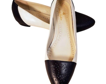 Brooks Brothers Black White Leather Cap Toe Flats Size 7 Made in Italy
