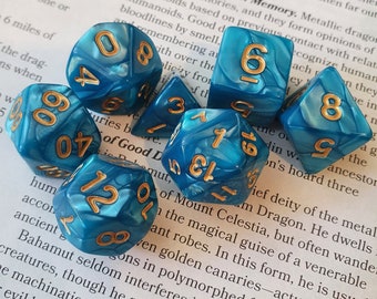 Dungeons and Dragons 7 Piece Polyhedral Dice Set Blue