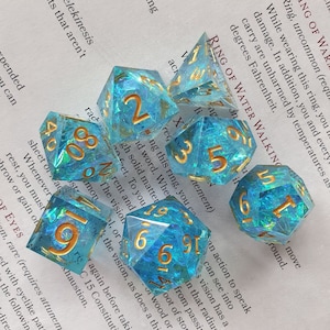 Blue Mystic Water Dungeons And Dragons 7 Pieces Polyhedral Resin Dice Set Sharp Edge