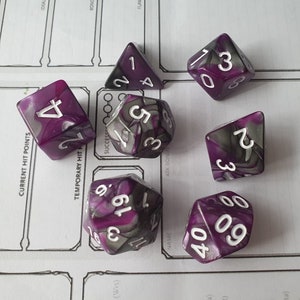 Dungeons and Dragons 7 Piece Polyhedral Dice Set Purple And Grey